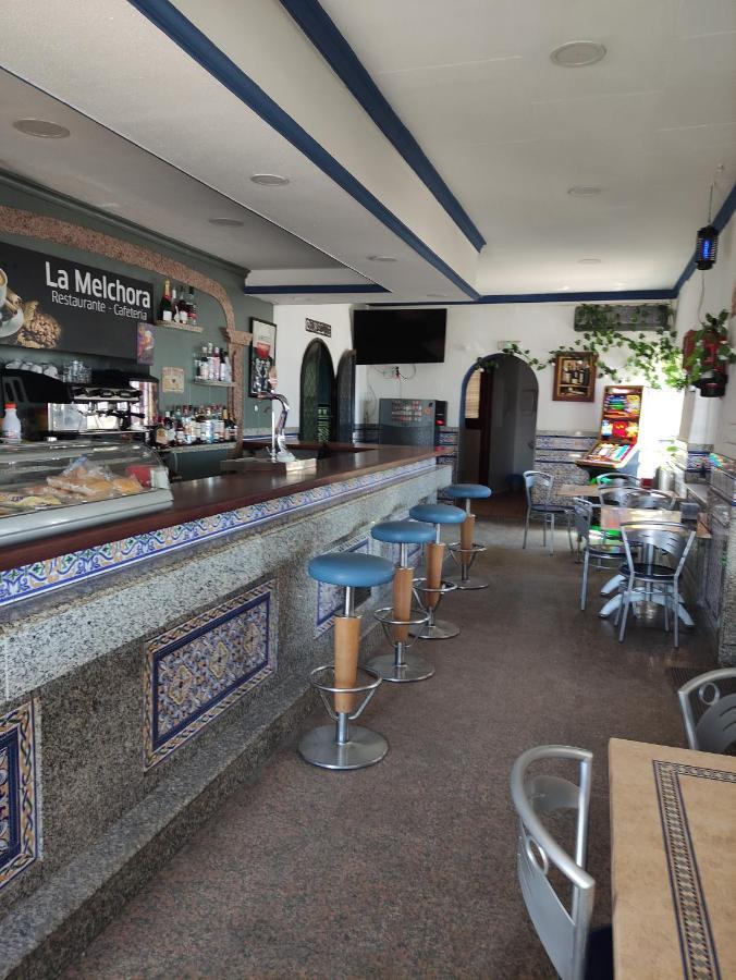 Hostal Restaurante Bar Cafeteria La Melchora Posadas Exterior foto